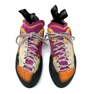 Scarpa Climbing shoes - Techno X Women's size 8